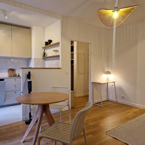 Ava's Garden fonty listing 20260121 featured image