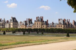 Cover image for Fonty Housing Website Terms and Conditions page. chateau de fontainebleau - image credit isaac-arnault-h8Y43ekJEbU-unsplash-1