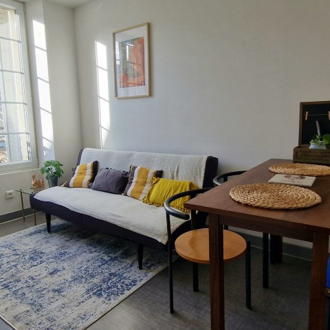 The Murat Studio Apartment Rue Royale Fontainebleau at fontyhousing.com