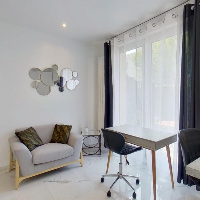 Trinity Elite 35 (39m2 ground floor apartment with garden)