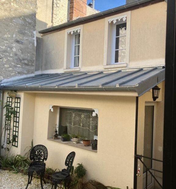 o Charming fonty listing 20260121