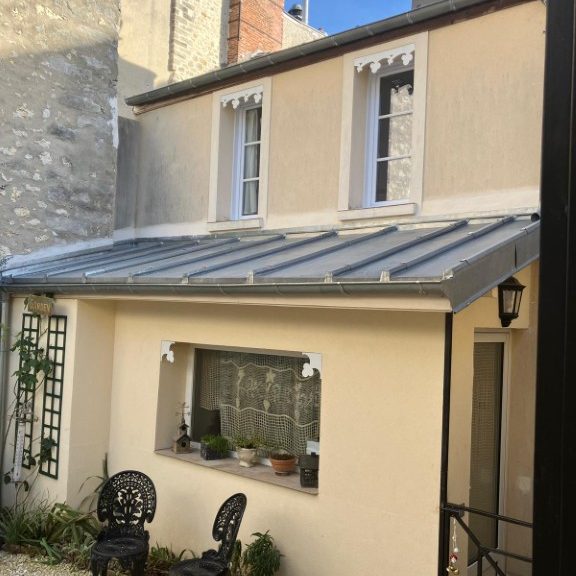 o Charming fonty listing 20260121