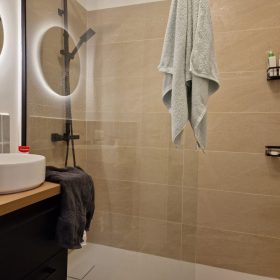 Ava's Garden fonty listing 20260121