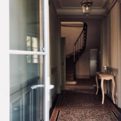 Villa Royal shared space - hallway