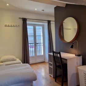 Coach Studio Apartment at Villa Royal