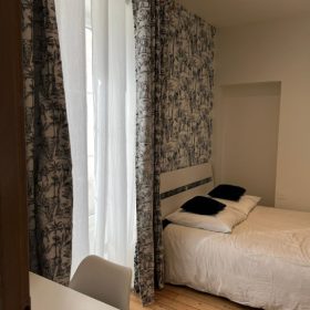 Valentin Room in La Gardienne