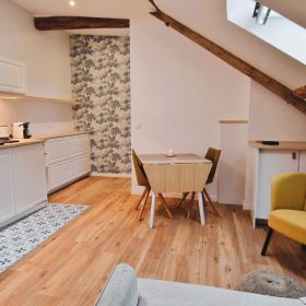 The Right Wing Loft Studio Apartment