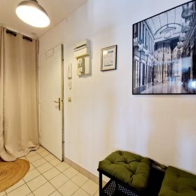 Cloche royale fonty housing 20260408