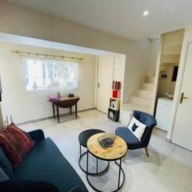 o Charming fonty listing 20260121