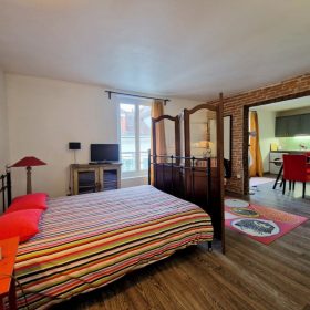 Studio Corot fonty housing 20260121