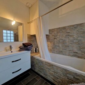 Studio Corot fonty housing 20260121