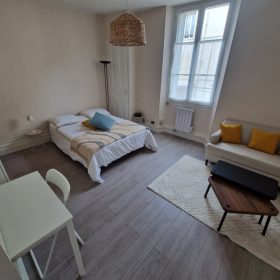 Downtown Bijou Studio Apartment 20260211